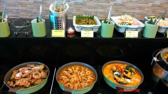 Hometown Buffet by Freska